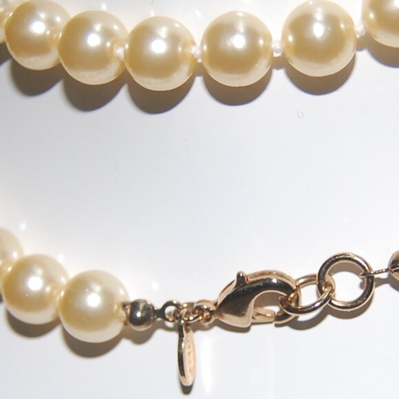 NWOT Vintage 1999 Monet Mother of Pearl Necklace, 31" Long - Picture 9 of 12